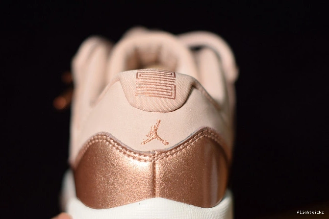 Air Low AH7860-105 11 Jordan Gold Rose GS 0306